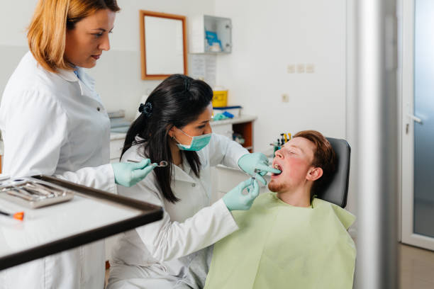 Emergency Gum Pain Relief in MO